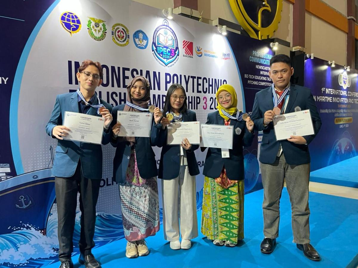 Mahasiswa Polteknaker Borong 10 Penghargaan di Ajang Nasional, Harumkan Nama Kemnaker